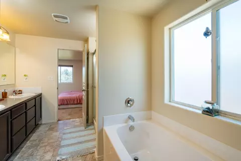 21242 Thornhill Ln, Bend, OR 97701 photo 15