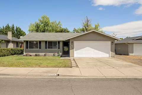 1937 Orinda Cir, Medford, OR 97504