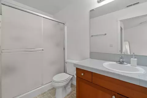 Bath - 20045 Voltera Pl, Bend, OR 97702 photo 2 of 3