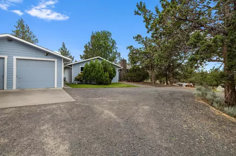 371 SE Hering Rd, Madras, OR 97741 photo 28