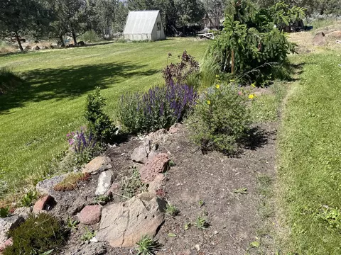 371 SE Hering Rd, Madras, OR 97741 photo 33