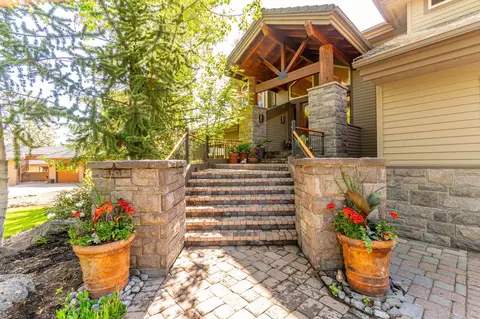 19238 Green Lakes Loop, Bend, OR 97702 photo 4