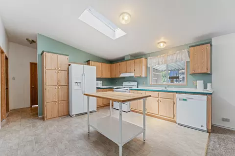 664 Brandi Way, Eagle Point, OR 97524 photo 8