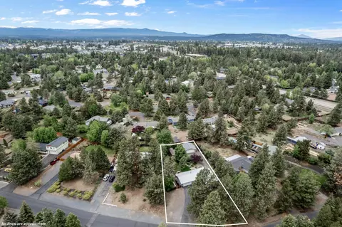 View/Area - 20974 Westview Dr, Bend, OR 97702 photo 2 of 3