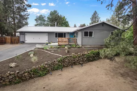 Exterior - 20974 Westview Dr, Bend, OR 97702 photo 1 of 11