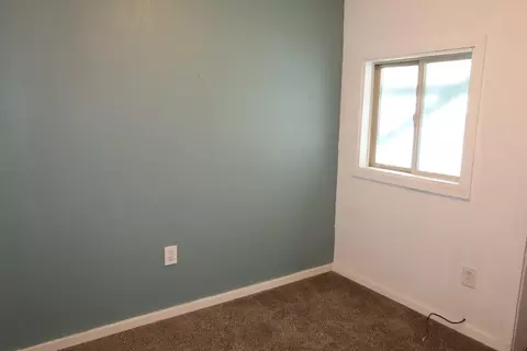 Bedroom - 305 Bonner Ln, Crescent, OR 97733 photo 3 of 3
