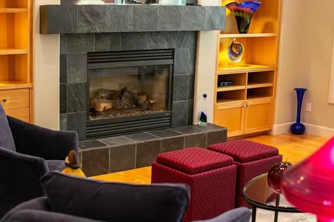 Living - 19292 Green Lakes Loop, Bend, OR 97702 photo 2 of 5