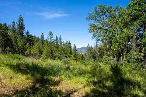 2715 Savage Creek Rd, Grants Pass, OR 97527
