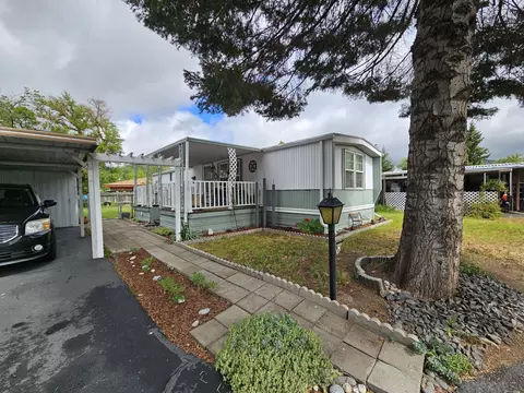 5602 Denver Ave UNIT 8, Klamath Falls, OR 97603