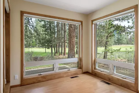 61476 Tam Mcarthur Loop, Bend, OR 97702 photo 15