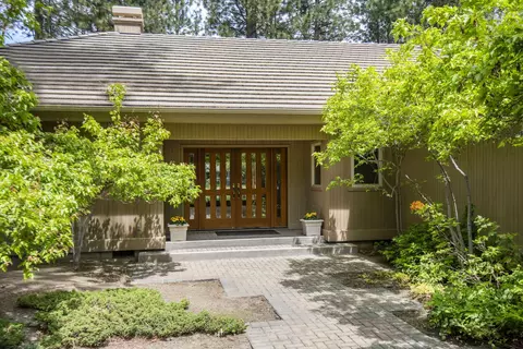 61476 Tam Mcarthur Loop, Bend, OR 97702 photo 3