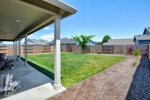 65 Hidden Valley Dr, Eagle Point, OR 97524 photo 25
