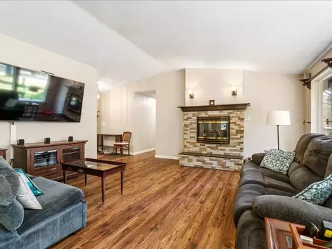 15853 Green Forest Rd, La Pine, OR 97739 photo 5