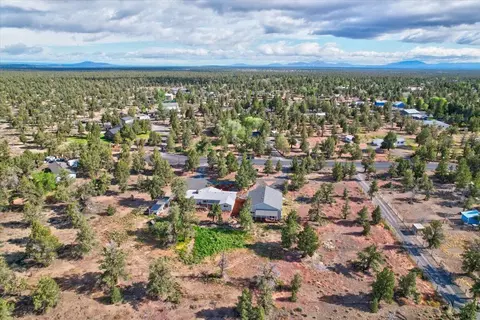 22835 Rodeo Ct, Bend, OR 97701 photo 50