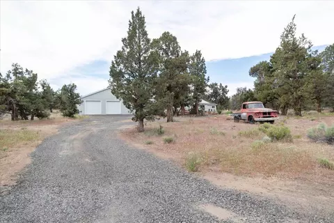 22835 Rodeo Ct, Bend, OR 97701 photo 43