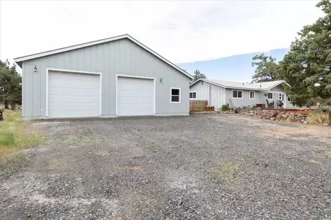 22835 Rodeo Ct, Bend, OR 97701 photo 27