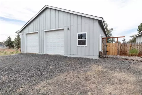 22835 Rodeo Ct, Bend, OR 97701 photo 28