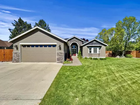 63221 Bedrock Ct, Bend, OR 97701