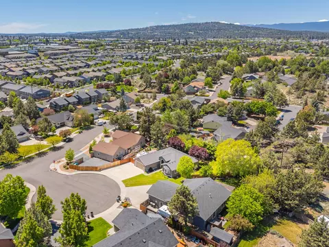 63221 Bedrock Ct, Bend, OR 97701 photo 48