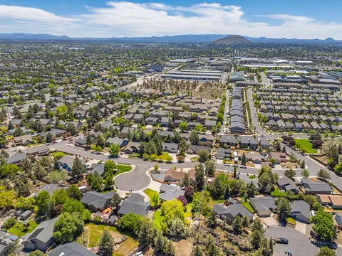 63221 Bedrock Ct, Bend, OR 97701 photo 49