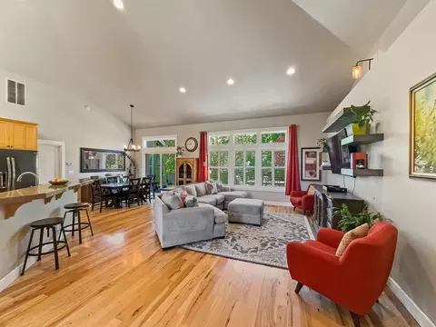 63221 Bedrock Ct, Bend, OR 97701 photo 10