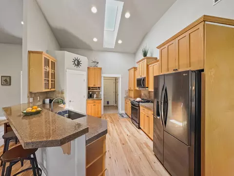 63221 Bedrock Ct, Bend, OR 97701 photo 13