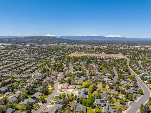 63221 Bedrock Ct, Bend, OR 97701 photo 50