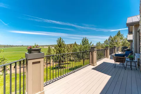 Exterior - 65922 And 65926 Waldron Trl, Bend, OR 97703 photo 9 of 26