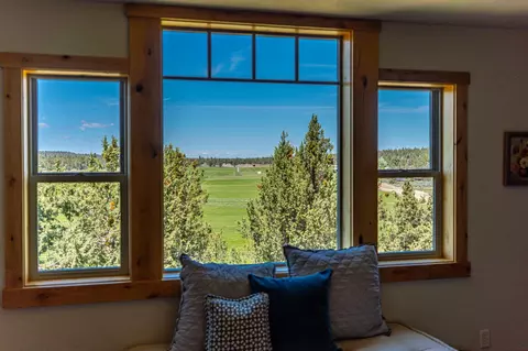 Bedroom - 65922 And 65926 Waldron Trl, Bend, OR 97703 photo 4 of 10