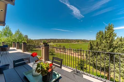 Exterior - 65922 And 65926 Waldron Trl, Bend, OR 97703 photo 7 of 26