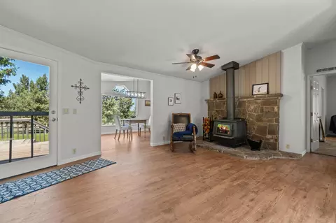 Living - 65922 And 65926 Waldron Trl, Bend, OR 97703 photo 9 of 10