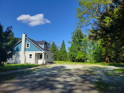84 Barton Rd, Glendale, OR 97442 photo 2