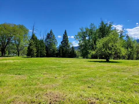 84 Barton Rd, Glendale, OR 97442 photo 16