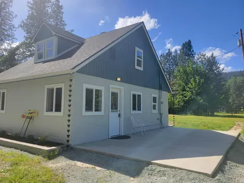 84 Barton Rd, Glendale, OR 97442 photo 13