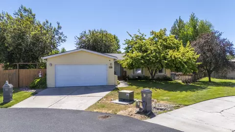 708 NE Ute Ct, Redmond, OR 97756