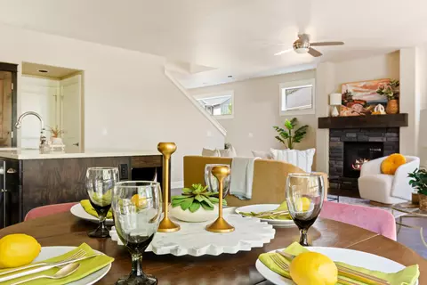Dining - 60362 Hedgewood Ln, Bend, OR 97702 photo 2 of 4