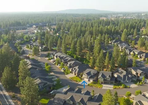 60362 Hedgewood Ln, Bend, OR 97702