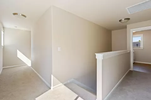 Entry Way - 60362 Hedgewood Ln, Bend, OR 97702 photo 5 of 9