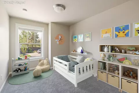 Bedroom - 60362 Hedgewood Ln, Bend, OR 97702 photo 6 of 8