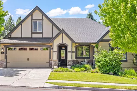 817 NE Hudspeth Cir, Prineville, OR 97754