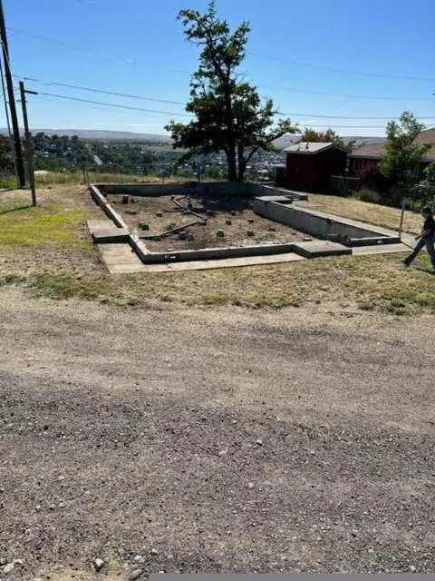 813 SE 6th St, Pendleton, OR 97801 photo 4