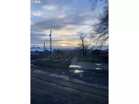 813 SE 6th St, Pendleton, OR 97801 photo 11