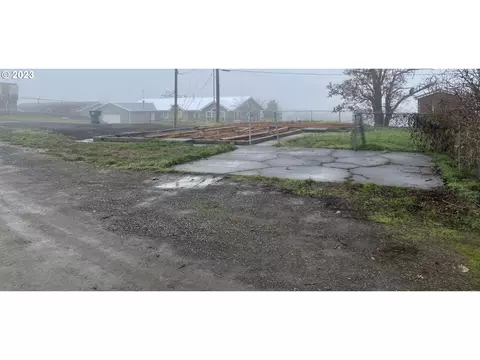 813 SE 6th St, Pendleton, OR 97801 photo 9