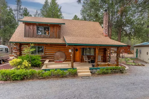 Exterior - 52462 Ammon Rd, La Pine, OR 97739 photo 2 of 10