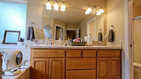 715 Divot Loop, Sutherlin, OR 97479 photo 45