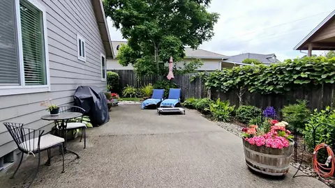 715 Divot Loop, Sutherlin, OR 97479 photo 72