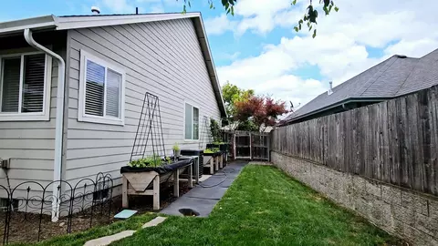 715 Divot Loop, Sutherlin, OR 97479 photo 60
