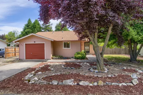 509 Wagner Creek Rd, Talent, OR 97540
