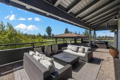 19239 Green Lakes Loop, Bend, OR 97702 photo 48