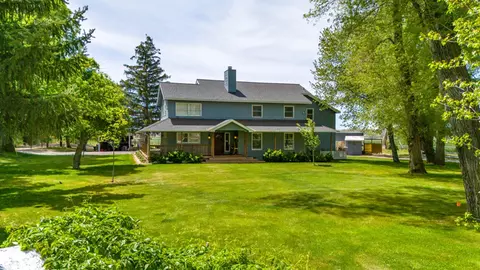 17356 Hill Rd, Klamath Falls, OR 97603